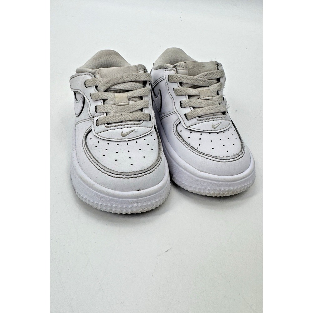 Nike Air Force 1 Toddler Size 6C Triple White Low Tops Sneakers Lace Up Child